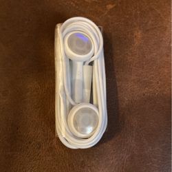 Apple Ear Pods