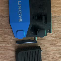 linksys black blue router