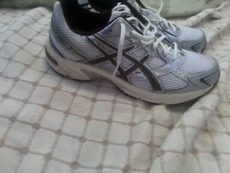 Asics size 10