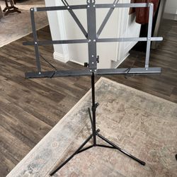 Folding Metal Music Stand with Music Sheet Clip