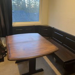 Breakfast Nook With Storage