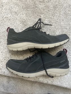 Clark’s wavewalk waterproof shoes women’s size 9.5