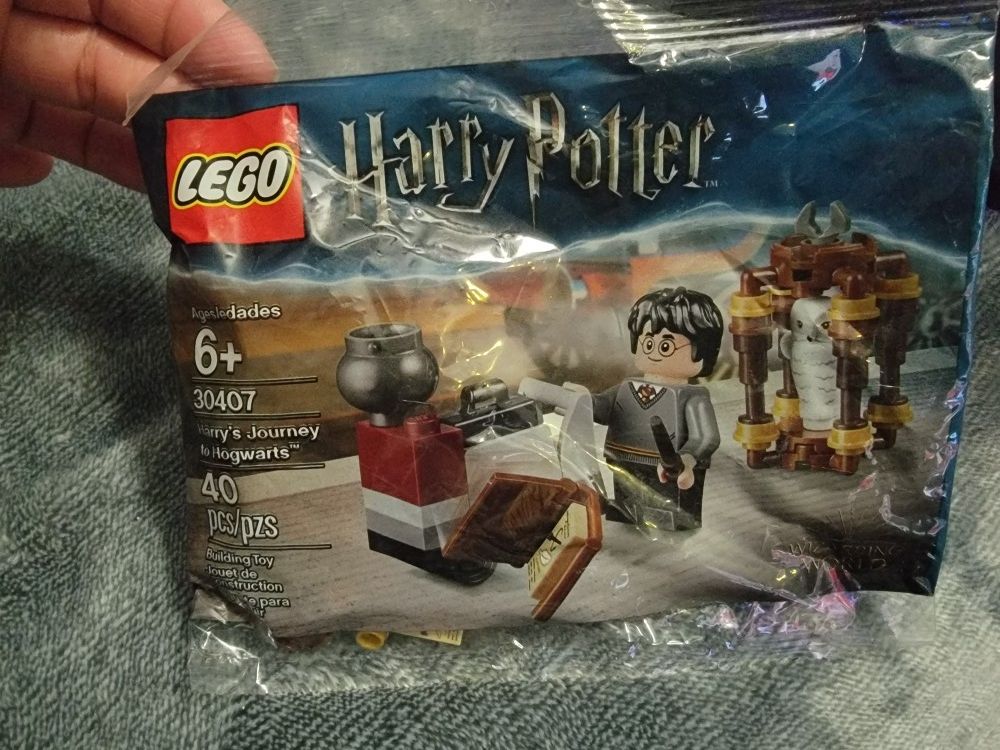 LEGO 30407 Harry's Journey To Hogwarts( Harry Potter)