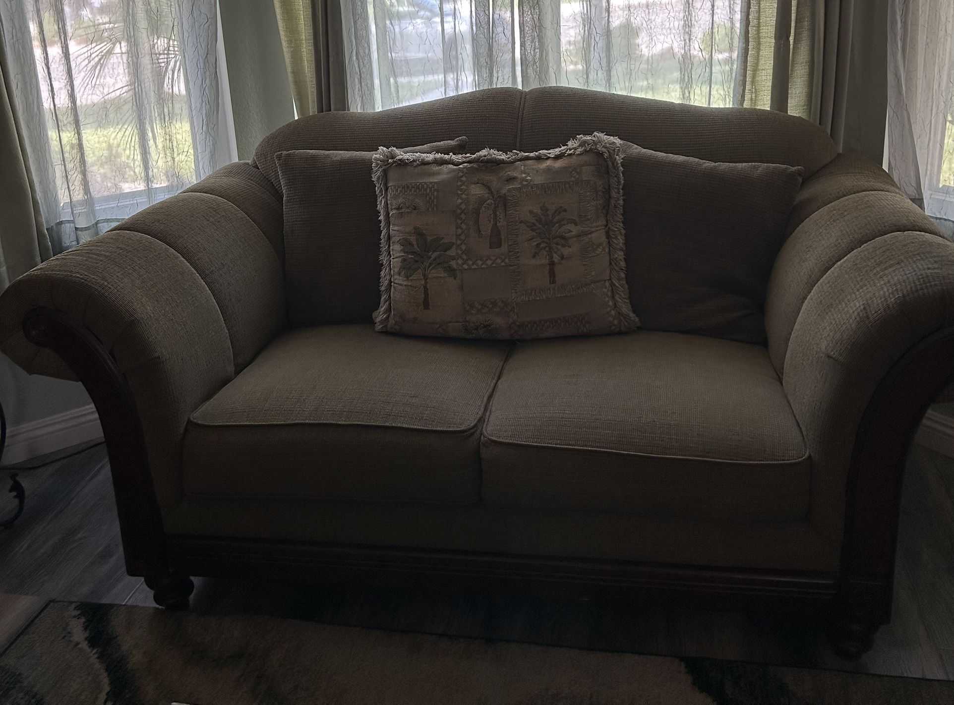 Sofa Set