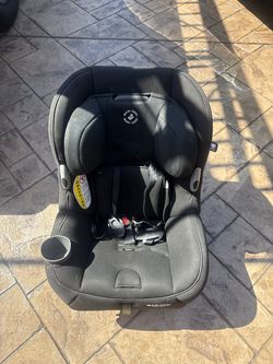 Maxi Cosi car seat
