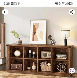 Garvee Book case