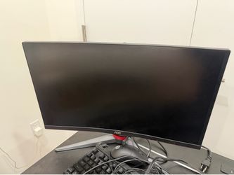 P.c.screen  and table key board and speakers