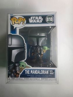 Funko Pop Star Wars Mandalorian with Grogu 818