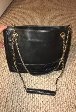 With Chanel Black Lambskin Shoulder Tote