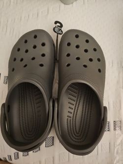 Crocs Women's 8/Men's 6 Dark Gray Never Been Worn Brand New