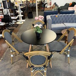 🔥Set of 3🔥French Cafe Chairs: UV & Water-Resistant, Aluminum Frame whit 31.5" Round Bistro Dining Table with Wooden Legs 💰199$