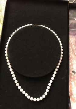 14 k 6-6.5 mm round cultured Akita pearl necklace 18 inch new never worn