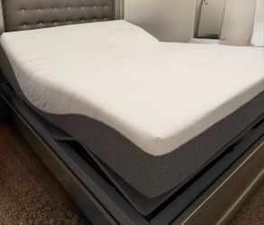 Sleep Number Queen Mattress – Excellent Condition – $[800] OBO