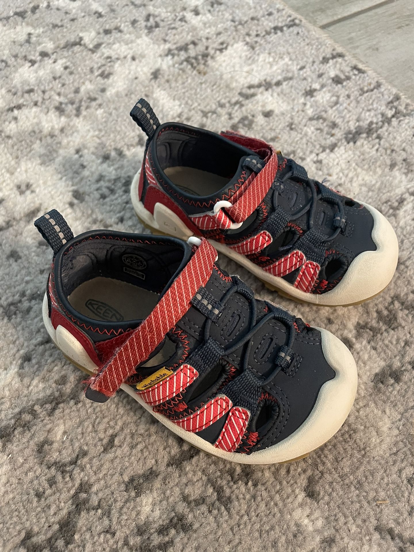 Keen Hiking Shoes Toddler Size 7