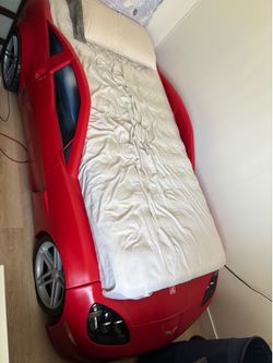 A car bed - corvette (Kearny mesa area)