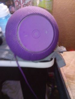 Alexa. Echo. Dot purple 💜
