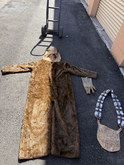 Chewbacca from Star Wars Adult Halloween Cosplay Standard Size Ruby Costume 2005, (ONLY 1 GLOVE)