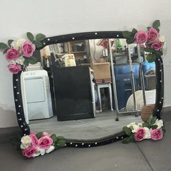 antique mirror 32x42 