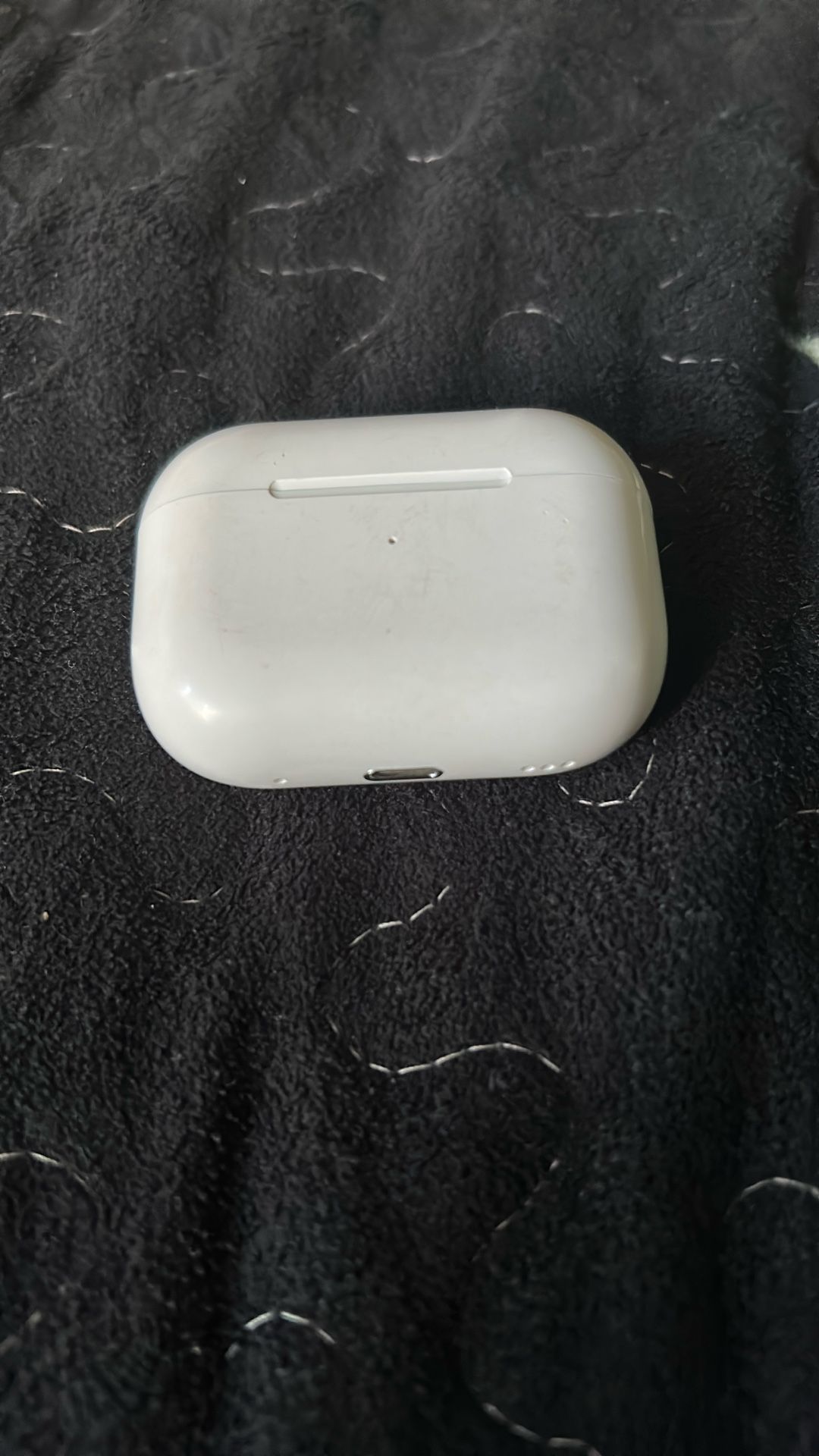 AirPods Pro (used) READ DESCRIPTION