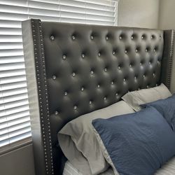 Queen size bed set with mattress brand new