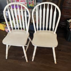 Farmhouse table, dining chairs