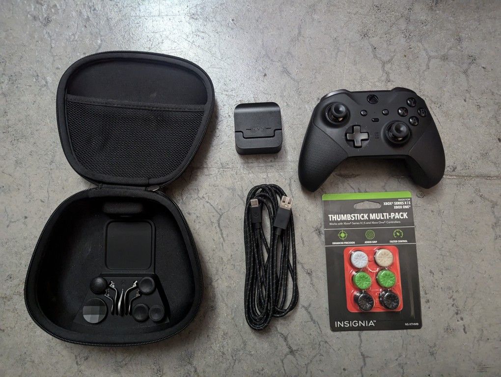 Price is to ship,Local OBO: Xbox Elite Series 2 Controller with Case and Thumbstick Grips