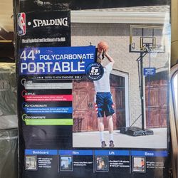 Spalding 44" Polycarbonate Portable
Basketball Hoop