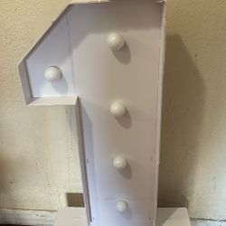 Número Uno Con Luces 