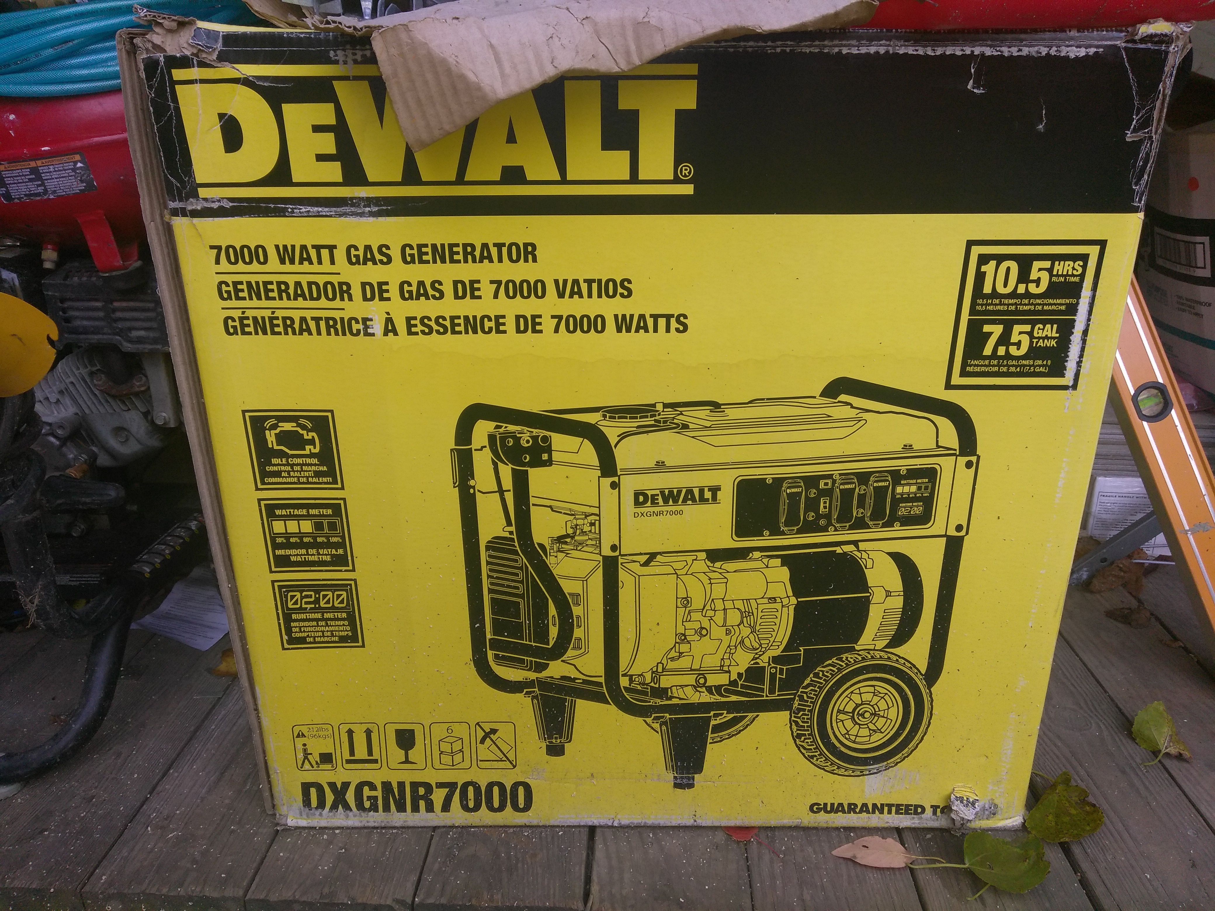 New DeWalt generator 7000 Watts new in the box FIRM PRICE no offers