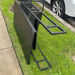 Free Desk