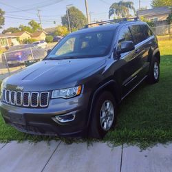 2017 Jeep Grand Cherokee Laredo