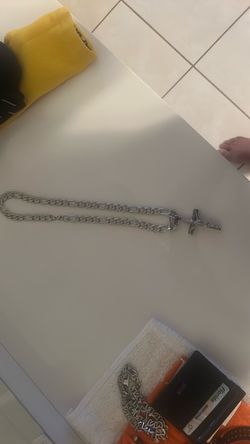 Silver Figaro Chain Crucifix Necklace