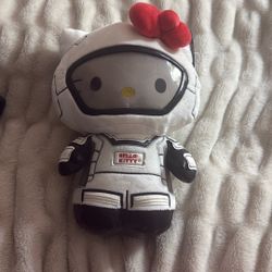 Hello Kitty Astronaut 