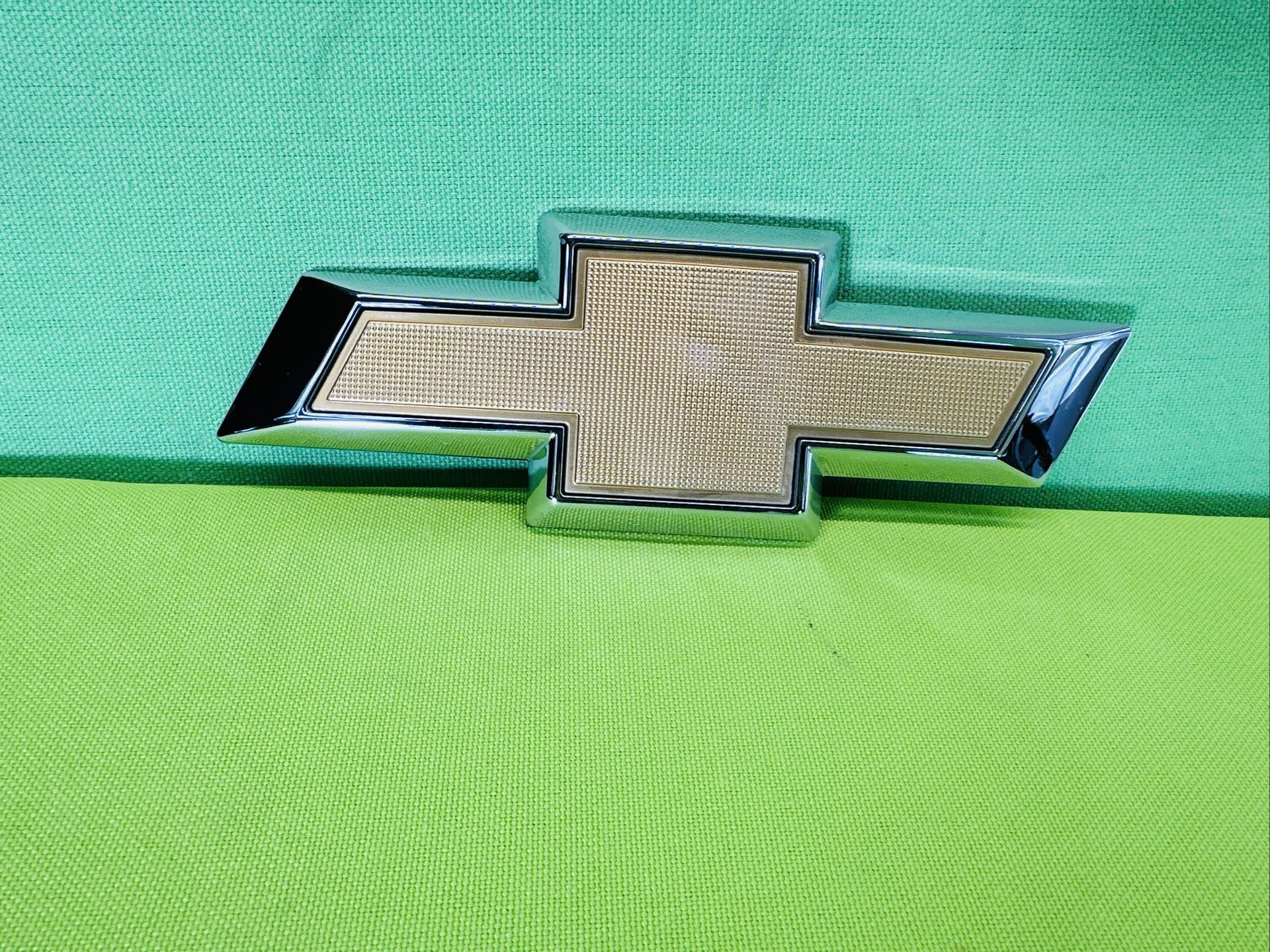 CHEVROLET GOLD AND CHROME TRUNK BOWTIE ADHESIVE EMBLEM OEM