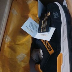 Cat work shoes comp toe