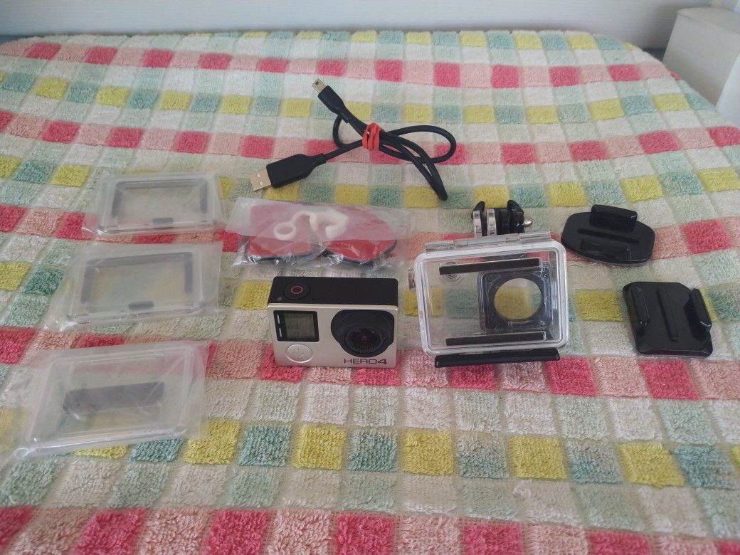 GoPro Hero 4 cam and accessories