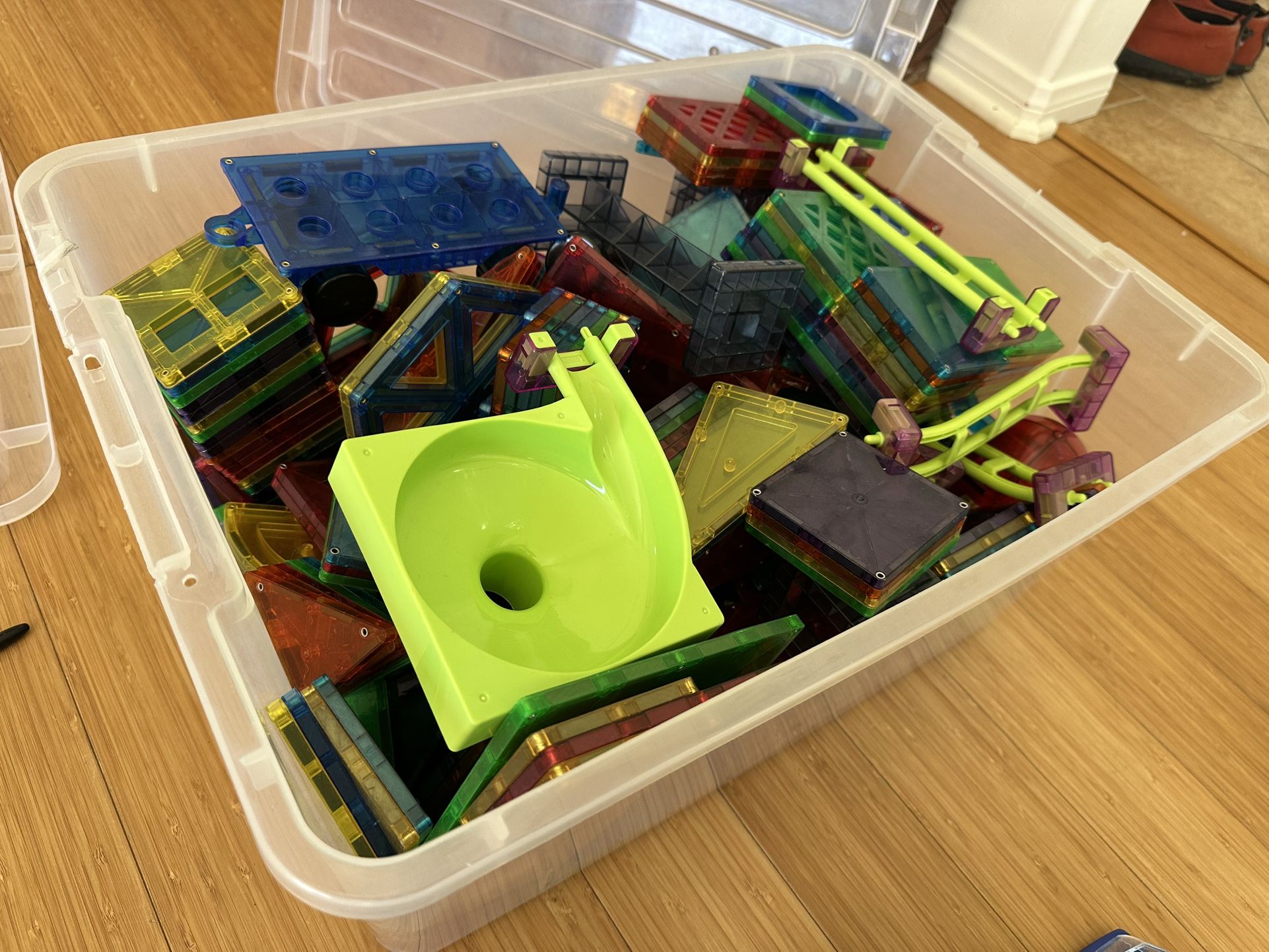 Magnetic Tiles