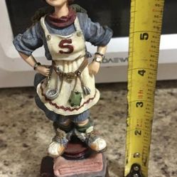 MUÑECA ANGEL ANTIGUA DE RESINA