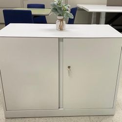 Steelcase Storage File with Key - White