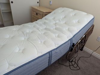 Like New Twin Size Adjustable Drive Bed