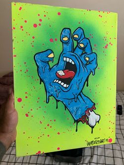 Santa Cruz screaming hand painting