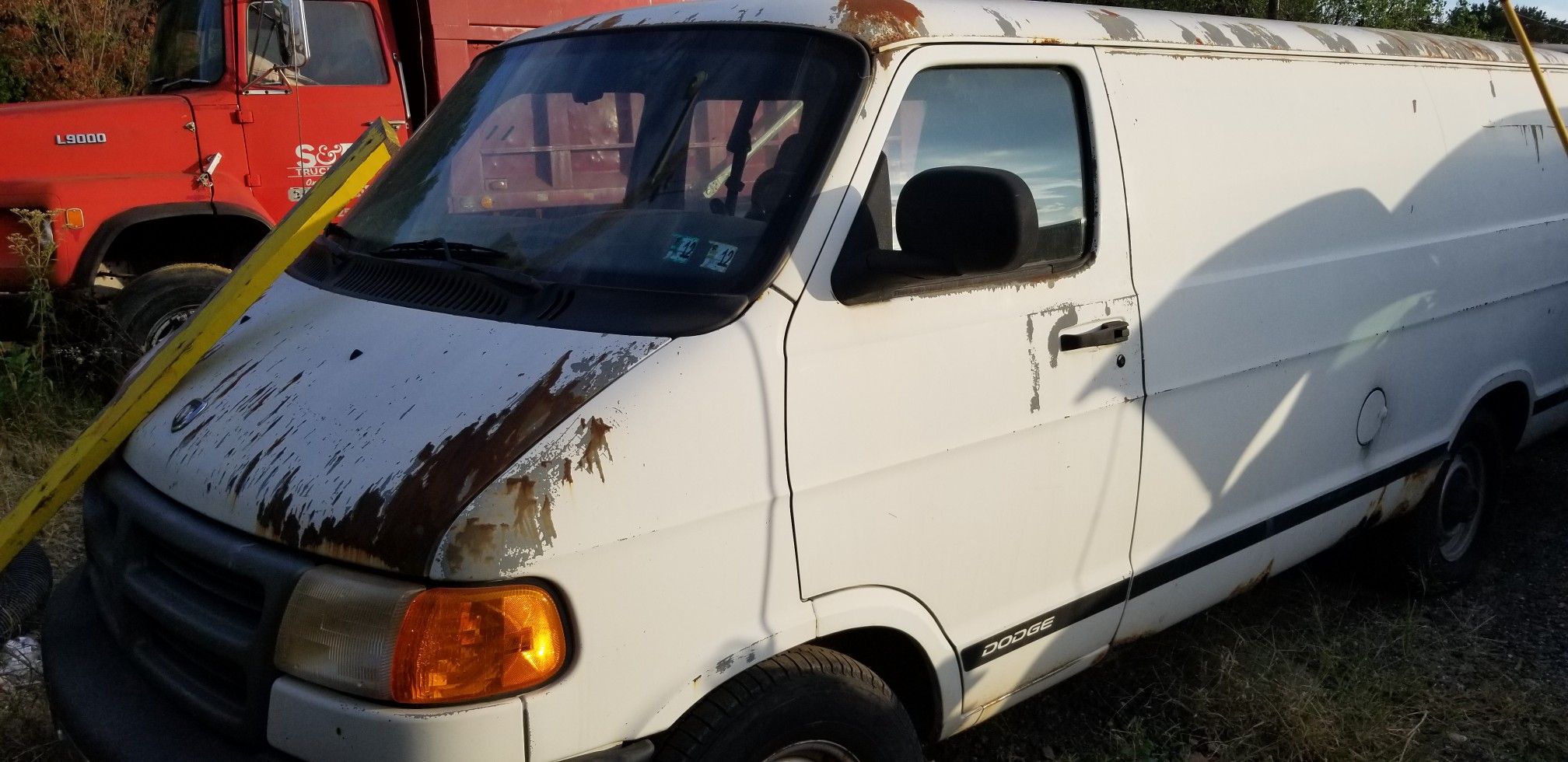 2002 Ford Econoline Cargo