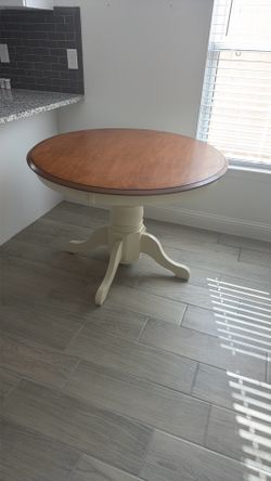 Kitchen table
