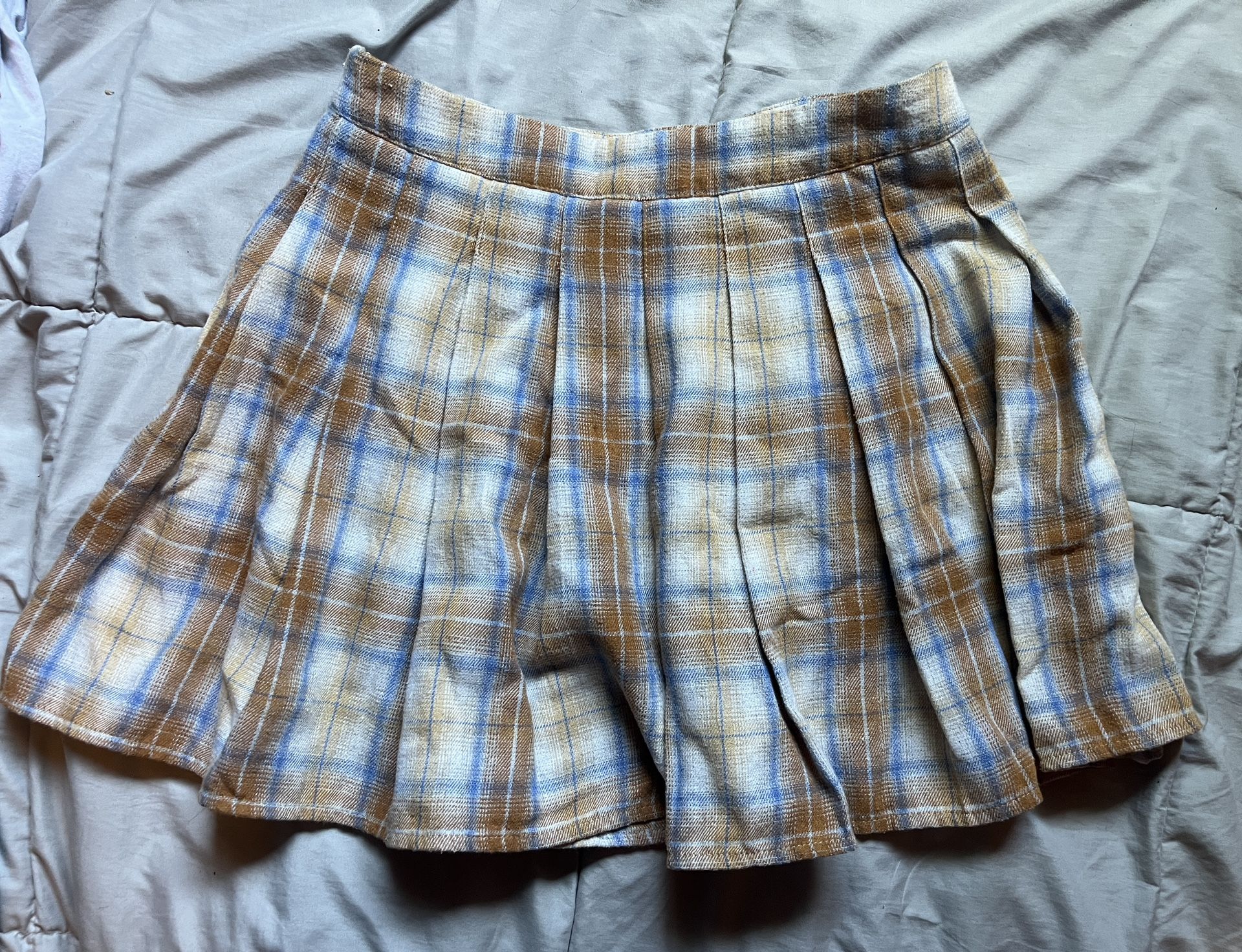 plaid pleated skirt 