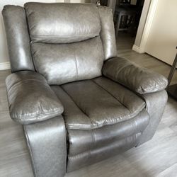 Rocker Recliner 