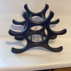 Wine rack for six bottles