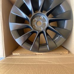 Tesla model y Wheel 