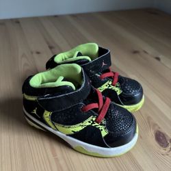 Nike Air Jordan Baby Size Toddler Size 7 Black Neon Green High Tops Sneakers 
