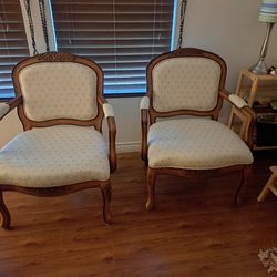 Comfortable Vintage Chairs