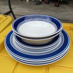 Plates & Bowls Set